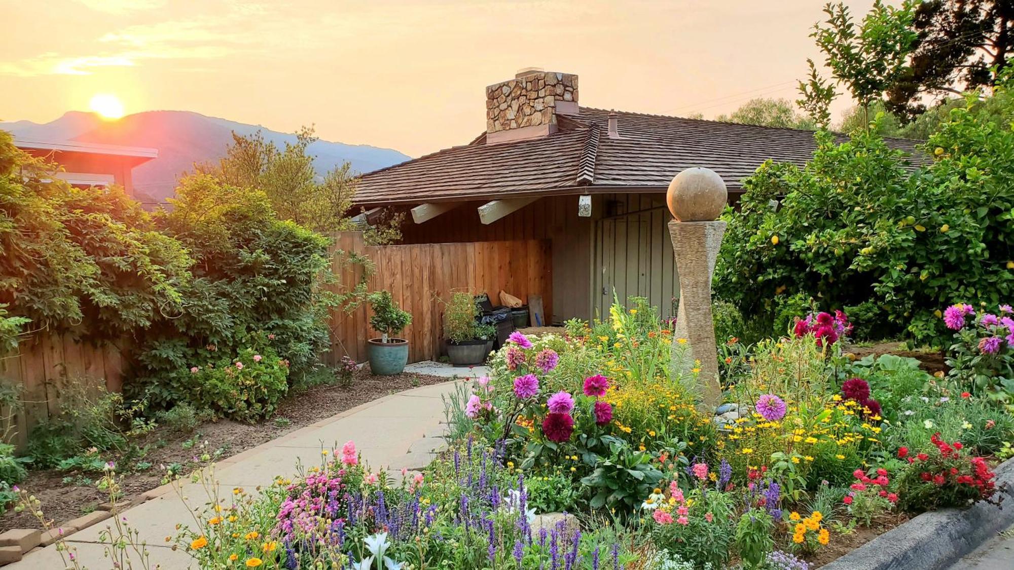 Carmel Valley Lodge Экстерьер фото